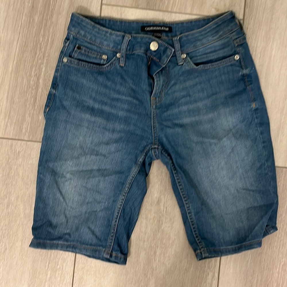 Womens Calvin Klein Jeans Bermuda Shorts size 4
